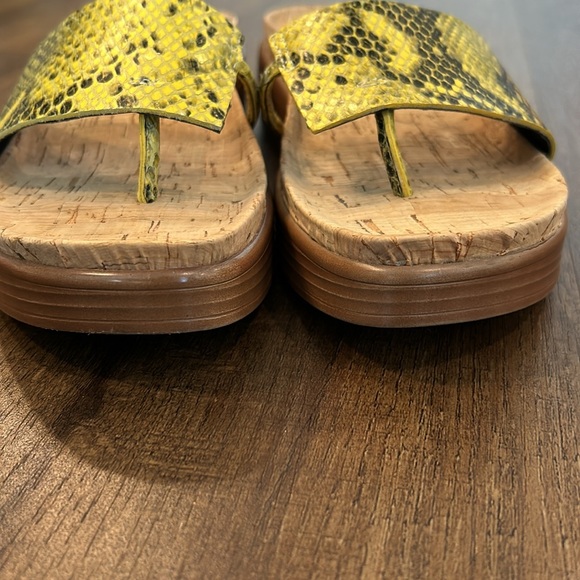 Donald J. Pliner Fifi Snake Print sandals - Picture 6 of 8